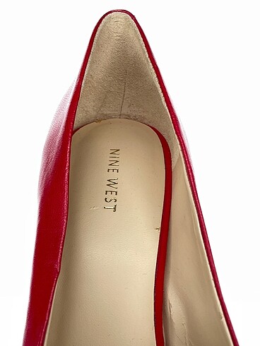 40 Beden kırmızı Renk Nine West Stiletto %70 İndirimli.