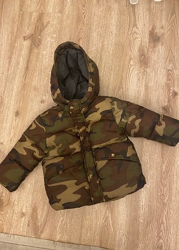 ZARA KAMUFLAJ MONT 12/18 ay