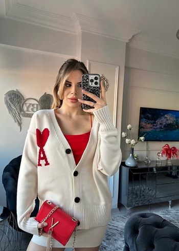 Ami Hırka