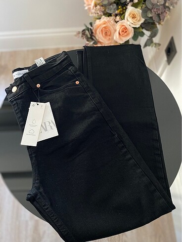 36 Beden siyah Renk ZARA BOYFİT JEAN