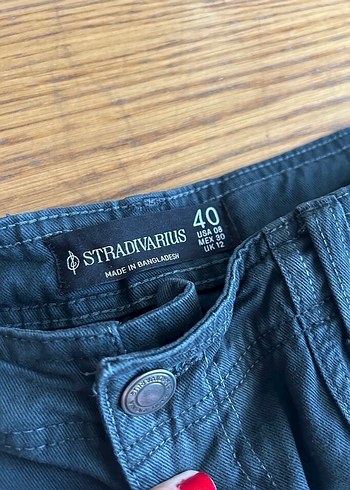 l Beden Stradivarius Kargo Pantolon