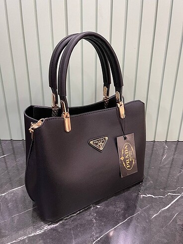 Prada Çanta