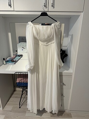 Nikah nişan elbisesi