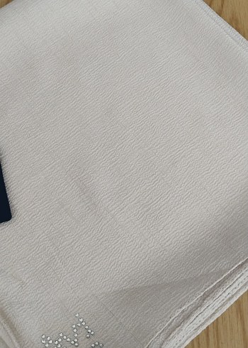 Bej Kadın Simli Şal - Görsel 2