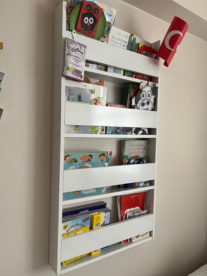 Beyaz Çocuk Kitap Rafı MONTESSORİ KİTAPLIK - Görsel 3
