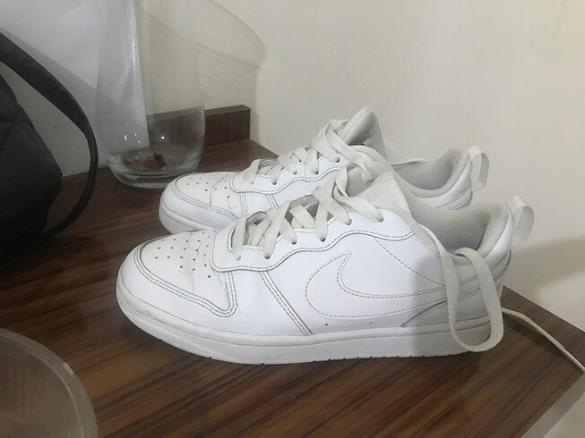 Nike court borough beyaz ayakkabı