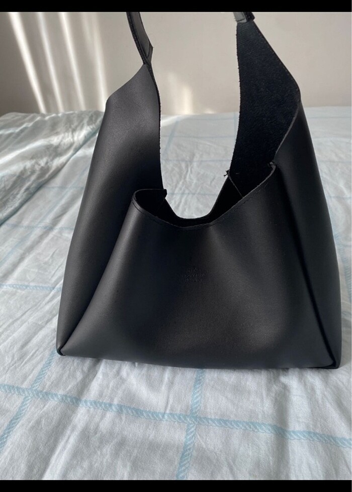 Siyah kol çantası - Görsel 2