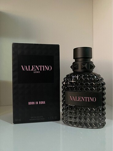Valentino Uomo Born İn Roma