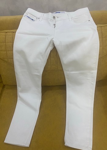 Diesel Beyaz Slim Fit Jean