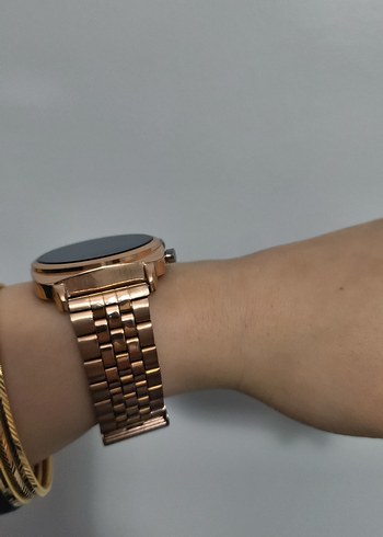 Klasik Altın Renkli Kadın Saat - Görsel 6