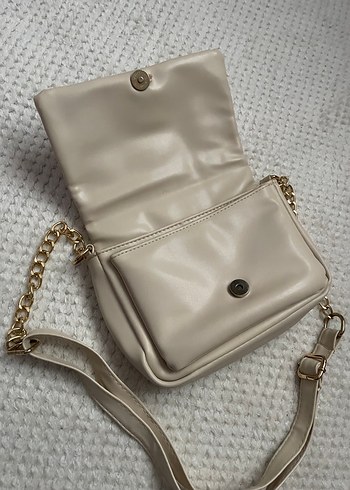 Bej Zincir Detaylı Deri Kadın Çanta - Görsel 2