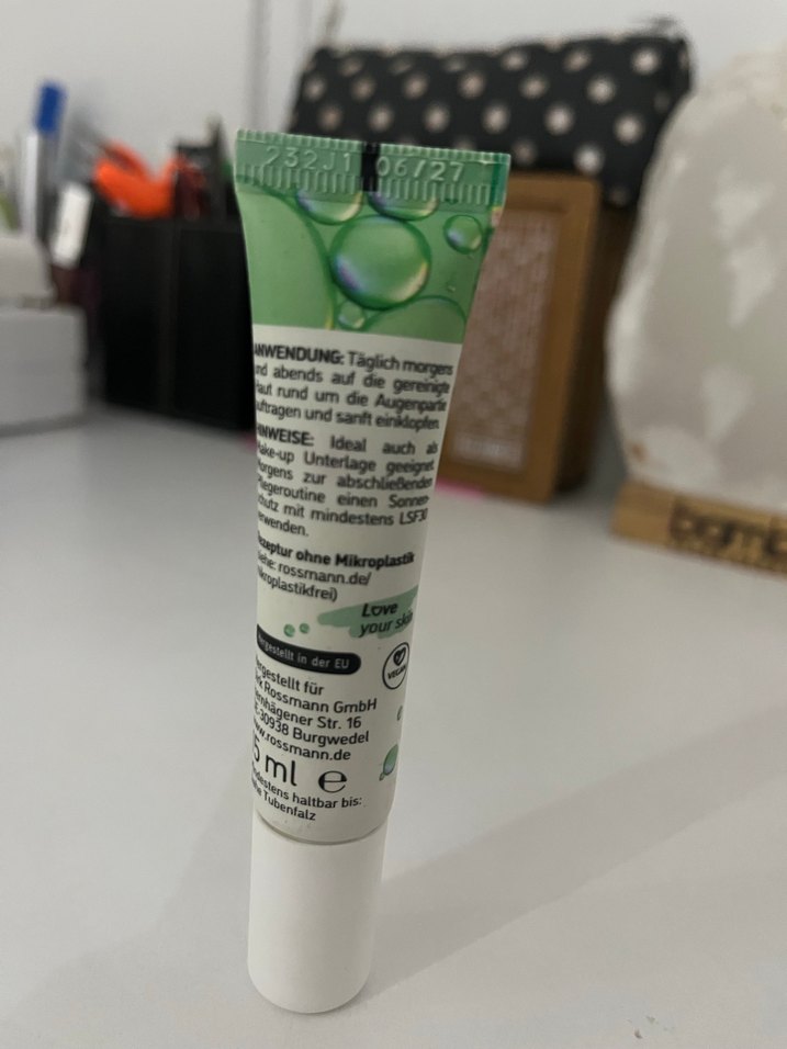 Isana Peptitli Göz Kremi 15 ml - Görsel 2