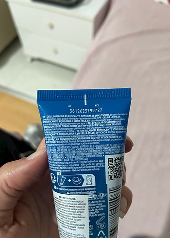 La Roche-Posay Effaclar Temizleyici Köpük 50ml - Görsel 2