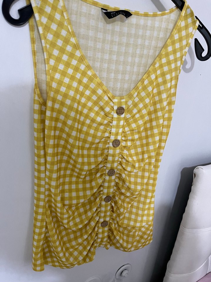 Düğmeli V Yaka Sarı Kareli Kadın Bluz - Görsel 2