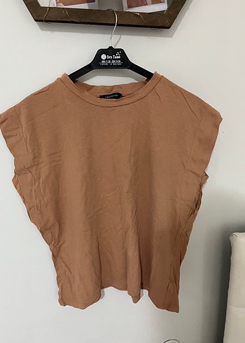 Bej Keten Salaş Kolsuz Kadın Tişört - Görsel 2