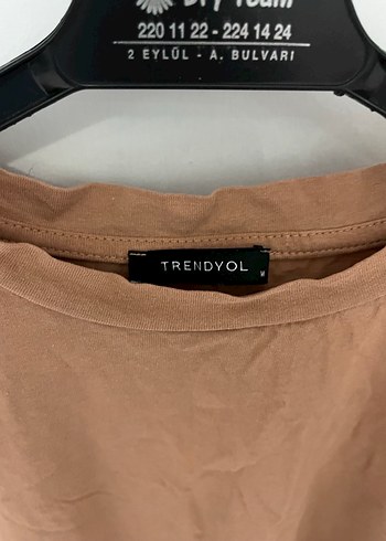 Bej Keten Salaş Kolsuz Kadın Tişört - Görsel 3