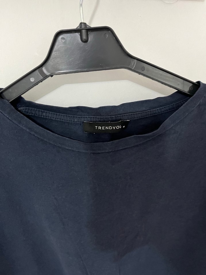 Siyah Keten Kadın Tişört - Görsel 2