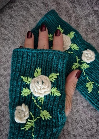 Yeşil Nakışlı Bohem Örgü Eldiven - Görsel 2