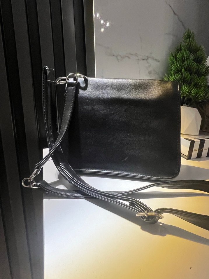 Tokalı Siyah Deri Rock Punk Çanta - Görsel 2