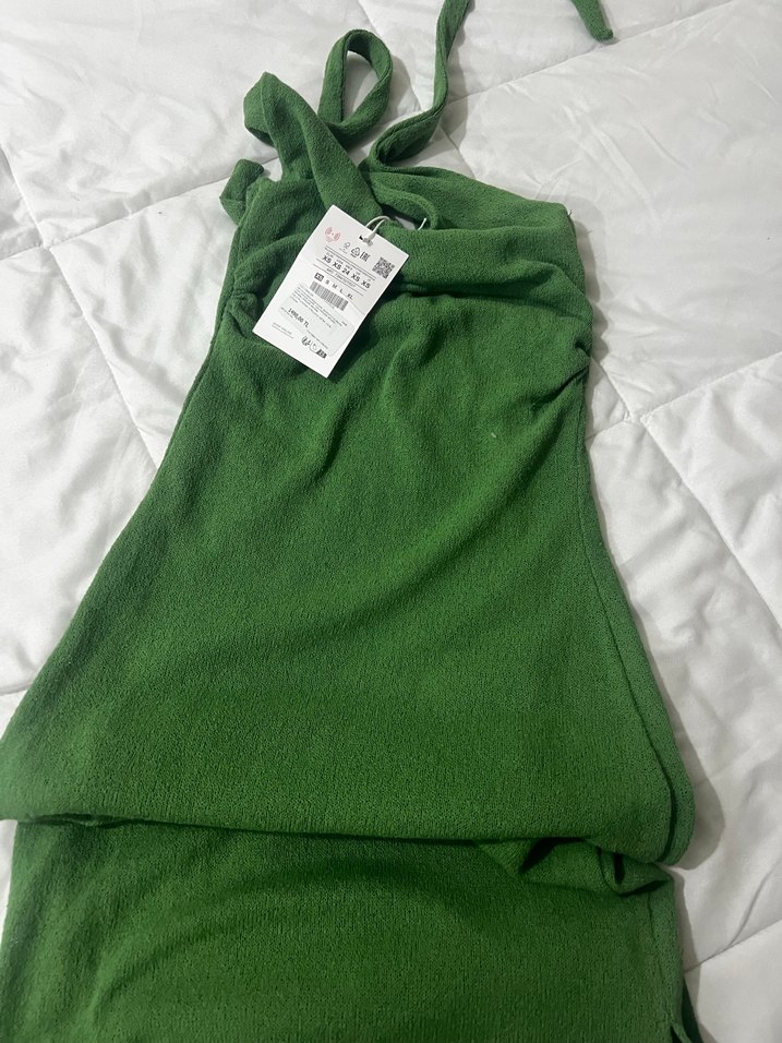 Yeşil V Yakalı Uzun İnce Elbise - Görsel 4