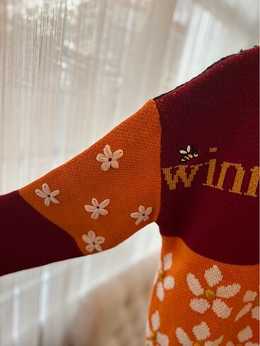 universal Beden Zara Model Winnie the Pooh Hırka