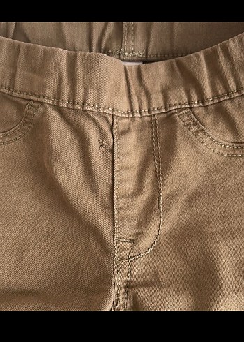 4 Yaş Beden H&M Kına yeşili Dar Kesim unisex Pantolon