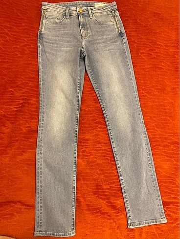 Zara Mavi jean