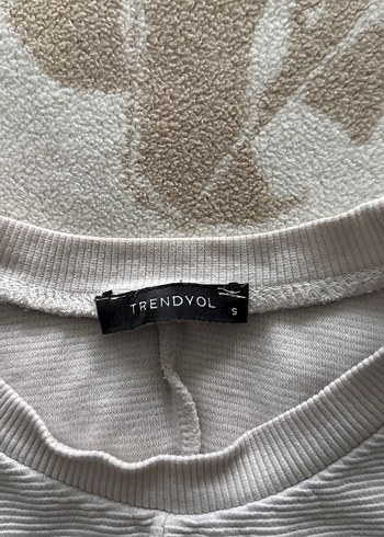 Siyah sweatshirt - Görsel 2