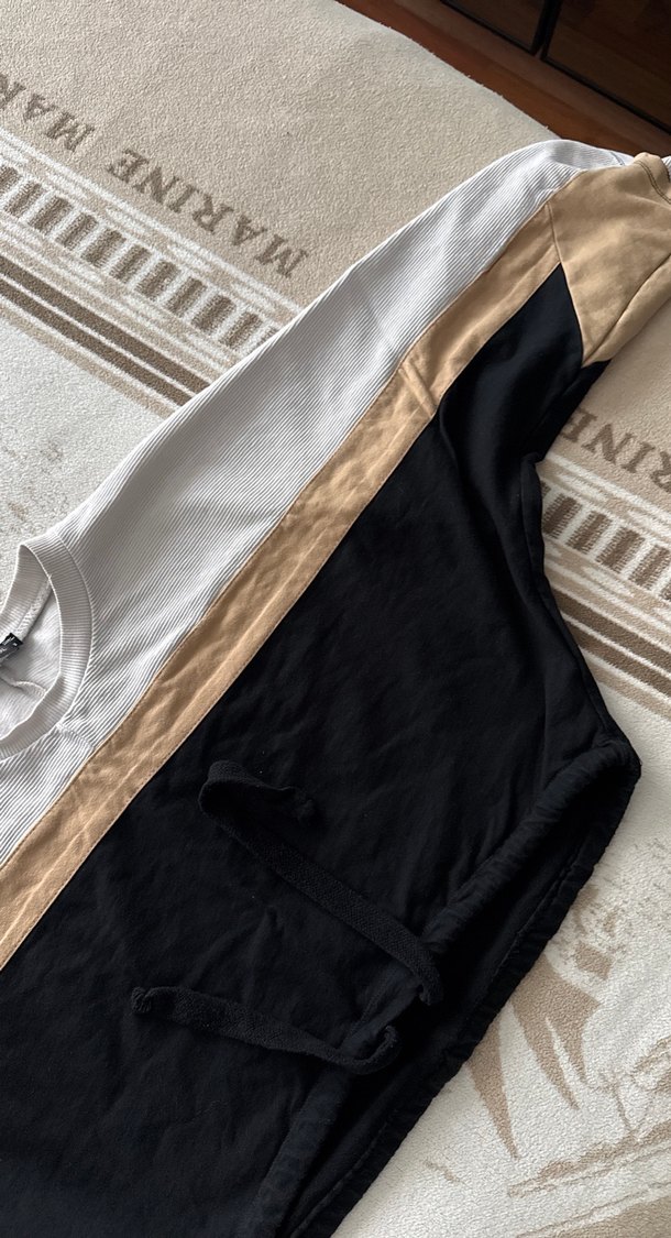 Siyah sweatshirt - Görsel 4