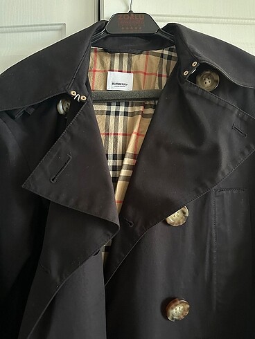 Burberry Orijinaldir