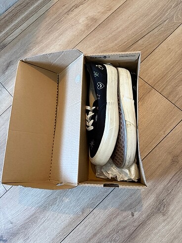 37,5 Beden Vans ayakkabı