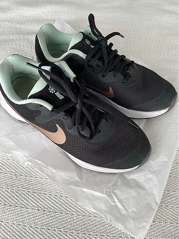 Nike Spor Ayakkabı
