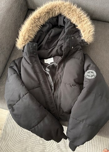 Pull and Bear Kürklü Kadın Kışlık Mont