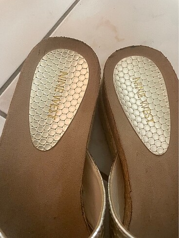 38 Beden Nine West terlik