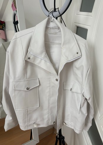 Kadın Beyaz Deri Düğmeli Ceket - Görsel 2