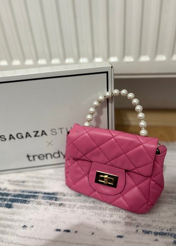Beden İnci Saplı Pembe Deri Kadın Çanta