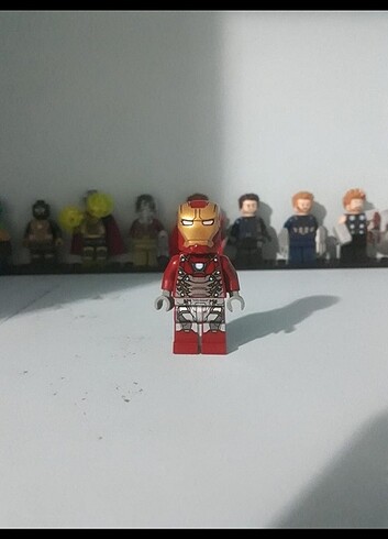 Lego Marvel Iron Man Mark 47
