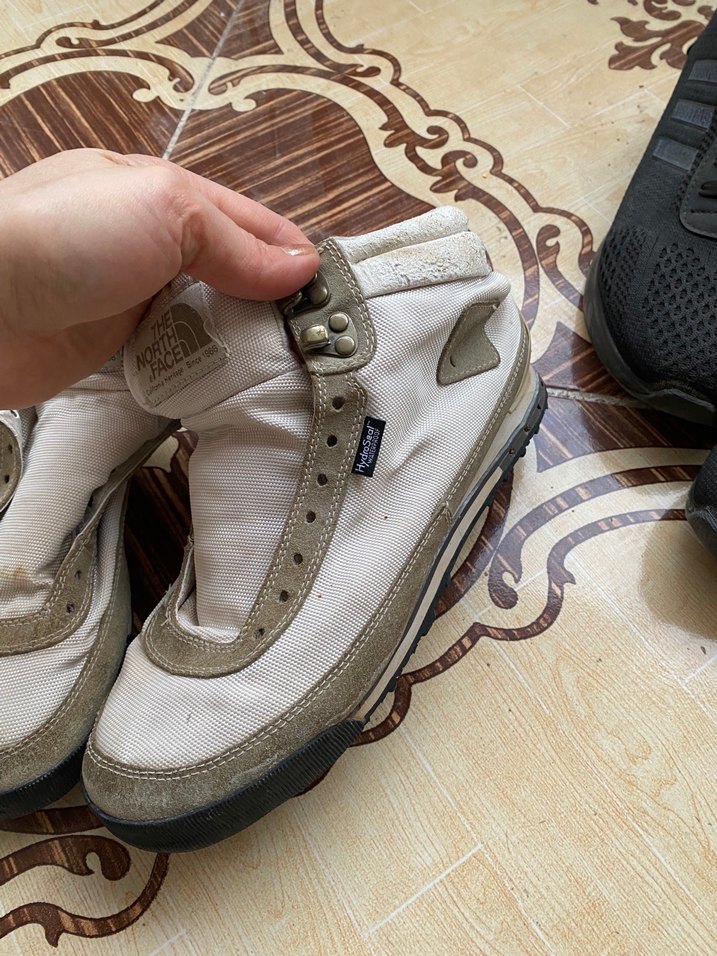 Unisex Beyaz Gri The North Face Spor Bot - Görsel 3