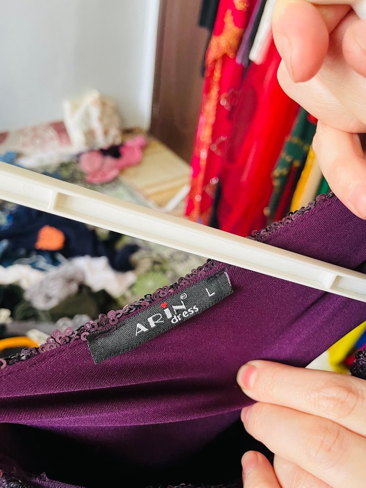 Mor V Yakalı Uzun Drapeli Abiye Elbise - Görsel 3