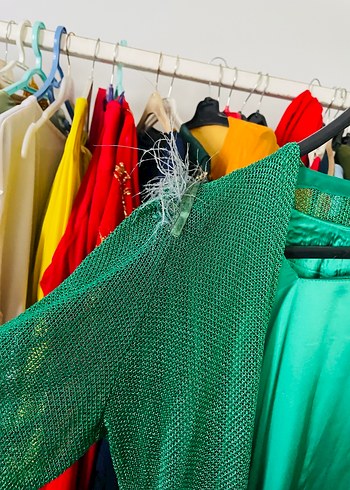 Uzun Kol Drapeli Yeşil Kadın Elbise
Omuzların yük detayı var
38 - Görsel 3