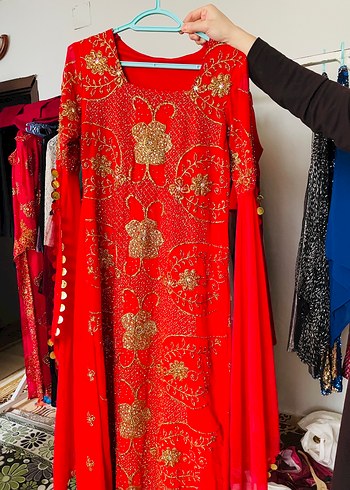 Kırmızı Nakışlı Uzun Kadın Hint Elbisesi - Görsel 4