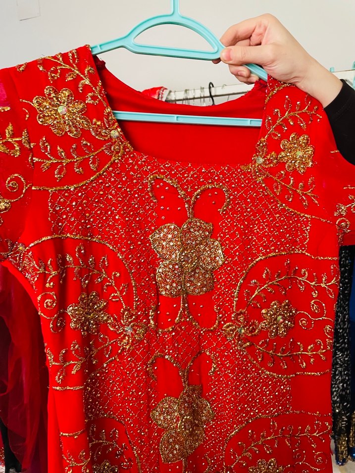 Kırmızı Nakışlı Uzun Kadın Hint Elbisesi - Görsel 3