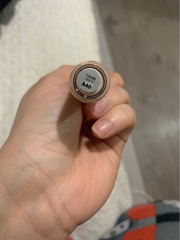 Clnique concealer+kapatıcı A40 ivory rengi