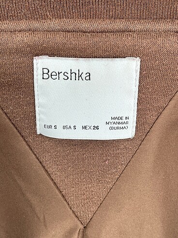 s Beden kahverengi Renk Bershka Bomber %70 İndirimli.