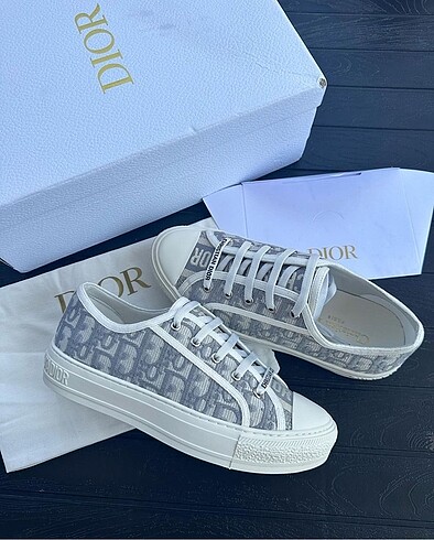 Dior sneakers