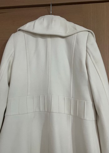 Beyaz Kadın Uzun Kaban - Görsel 5