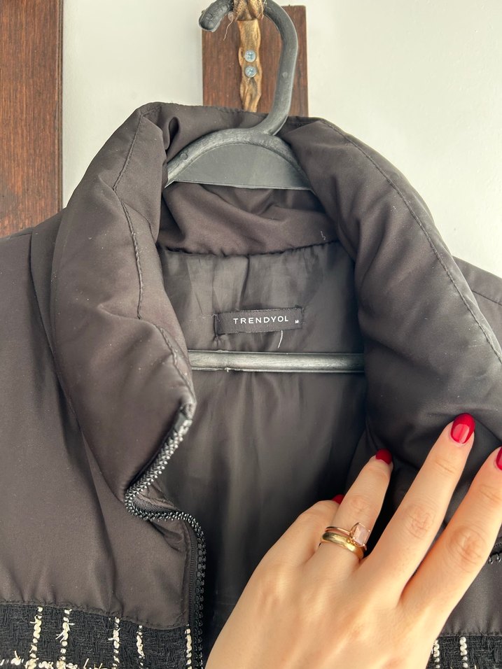 Kışlık Şişme mont - Görsel 2