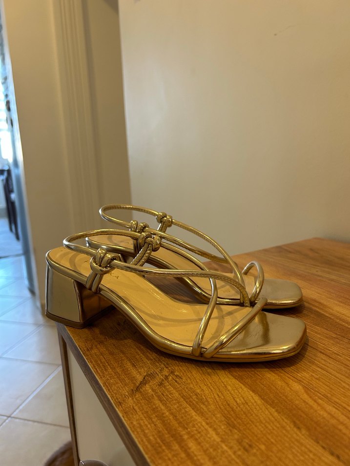 Gold İpli Kadın Topuklu Sandalet - Görsel 3