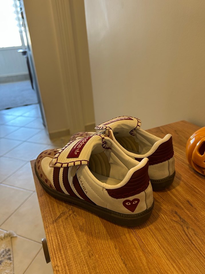 Bordo Pembe Kalp Desenli Adidas Samba Spor Ayakkabı - Görsel 3