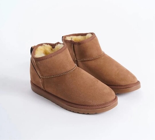 Ugg Markasız kutulu Ugg modeli